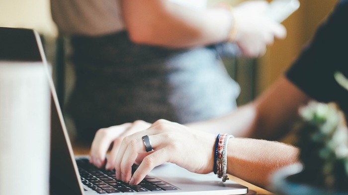 Rodičia nie vždy dodržiavajú digitálne pravidlá