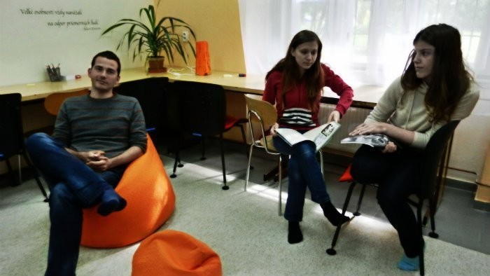 Študenti si zriadili študovňu