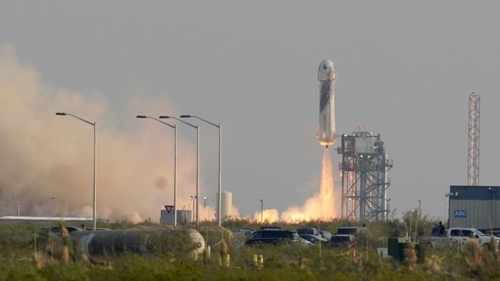 Slovaks can send postcards into Space 