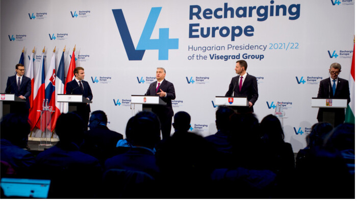 Rencontre d’Emmanuel Macron avec les premiers ministres du V4