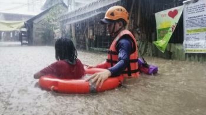 Na Filipínach zúri tajfún Rai, ktorý zosilnel