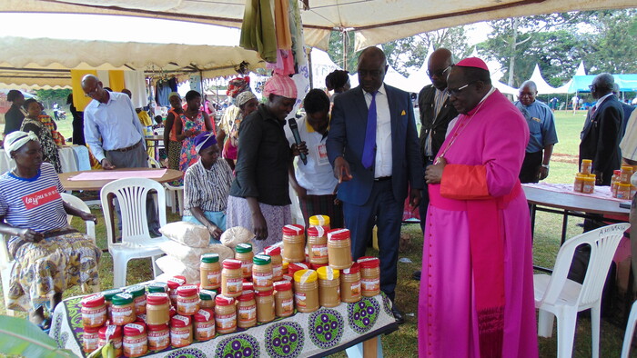 2018_11_24 Archbishop and Minister of Agriculture inspecting Group Enterprises.JPG