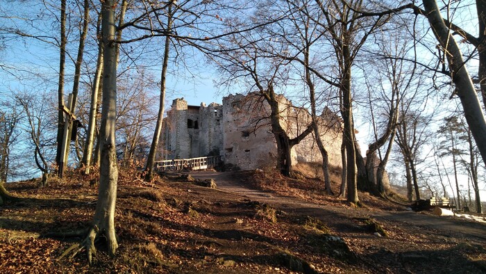 Ako sa mení hrad Uhrovec