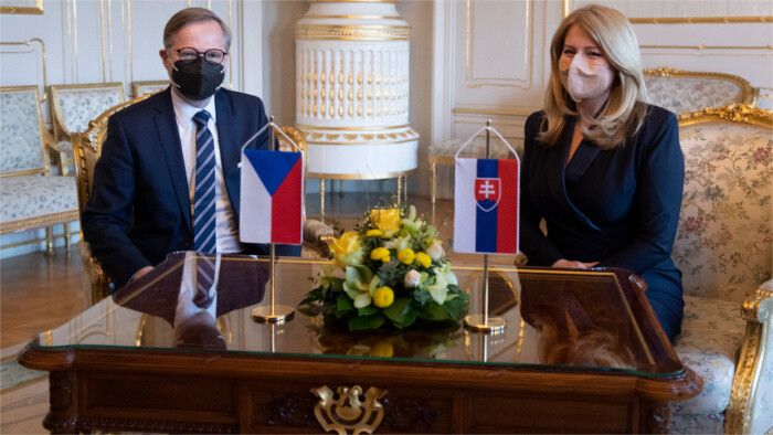 Le premier ministre du nouveau gouvernement tchèque en Slovaquie