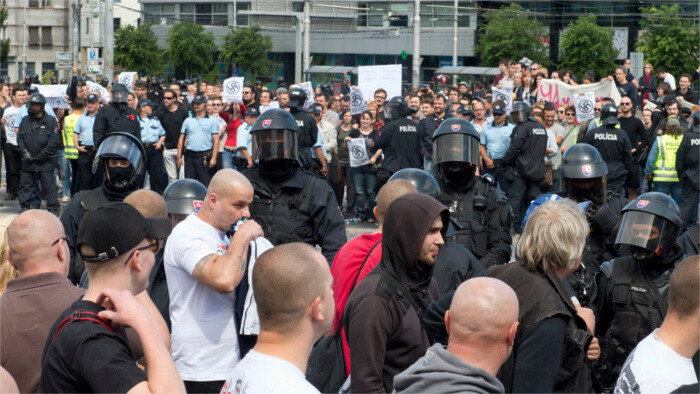 Nouvelle aide aux victimes de crimes générés par la haine