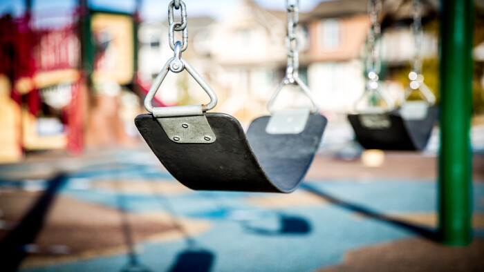 Obnovujú ihrisko v Zakvášove 