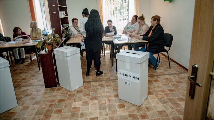 Okrúhly stôl bez väčšiny koalície