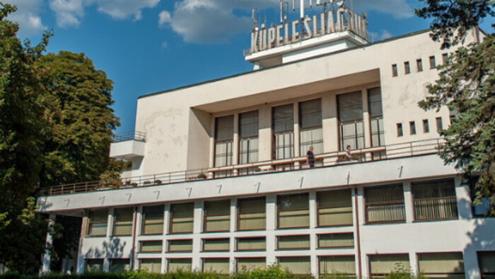 Podarí sa zachrániť vzácnu architektúru kúpeľov v Sliači?