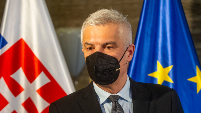 Le chef de la diplomatie en déplacement