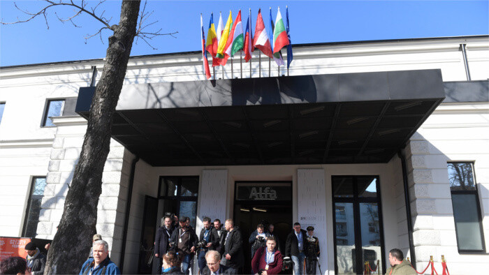 Ingrid Brocková aux négociations en ligne des neuf de Bucarest