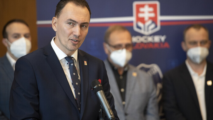 Hokej: Jurínyi a Šatan kandidujú na prezidenta SZĽH