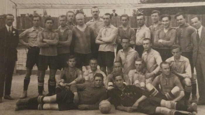 Obrázky z prvorepublikových Košíc 1918-1938 o športe, turistike a spolkoch