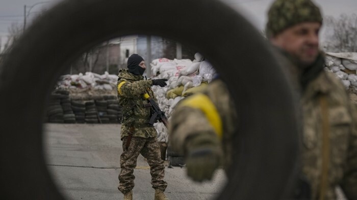 Словакия поддерживает создание военной миссии ЕС на Украине