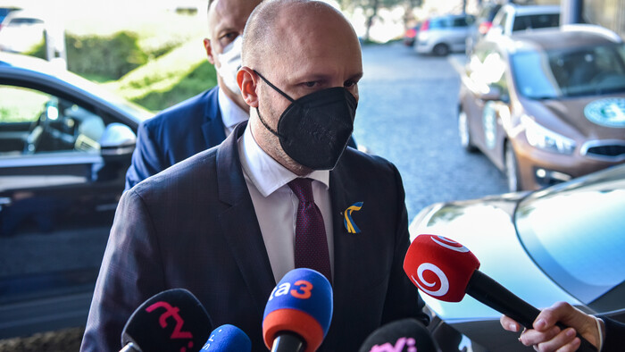 Le ministre de la Défense à propos de l’aide militaire à l‘Ukraine