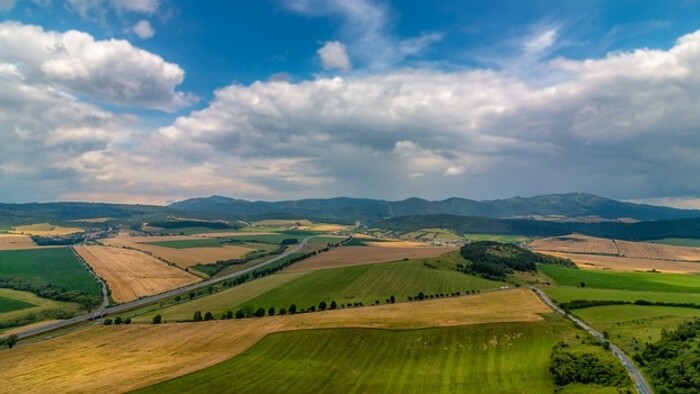 Avízo na Správy bez kravaty