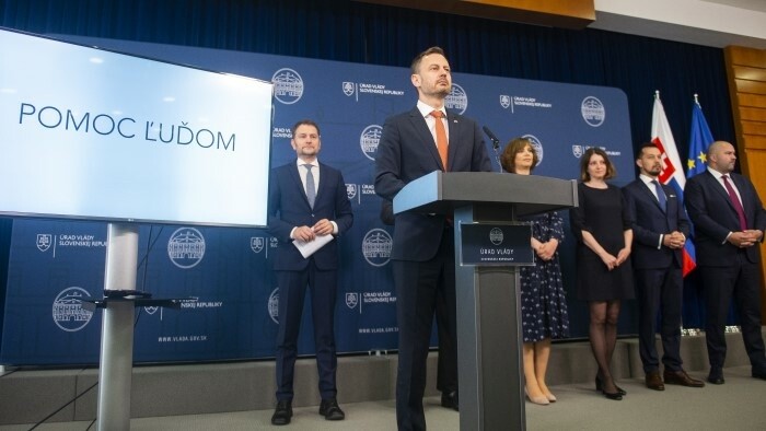 Правительство разработало Программу помощи наиболее нуждающимся семьям
