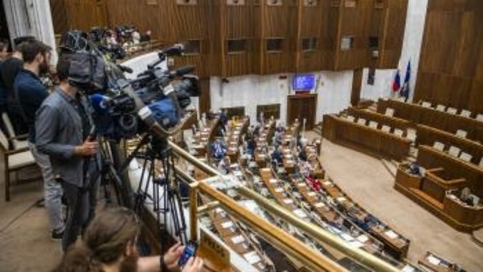 NRSR: Rozprava v pléne k R. Ficovi