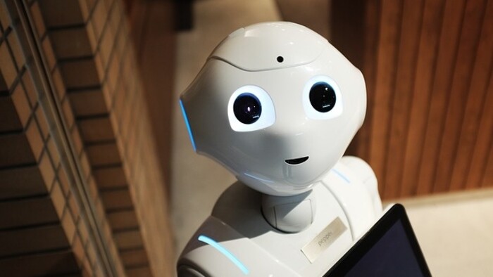 V Berlíne pizzu rozváža robot