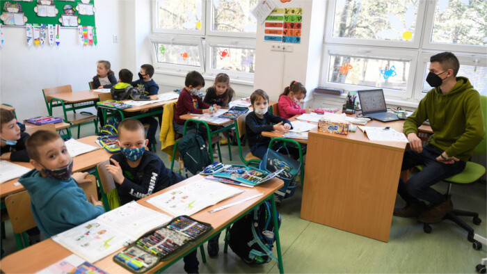 Le corps enseignant en grève 