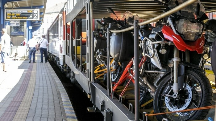 Railway carrier opens summer lines to Croatia for cars and motorcycles