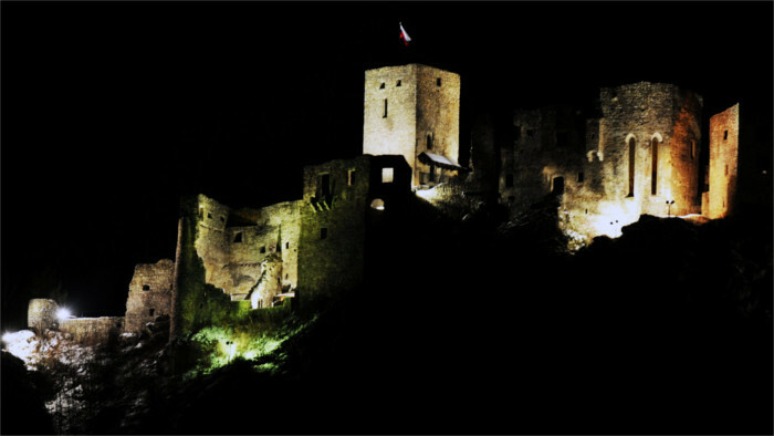 Trois localités slovaques illuminées au bleu-vert dimanche soir
