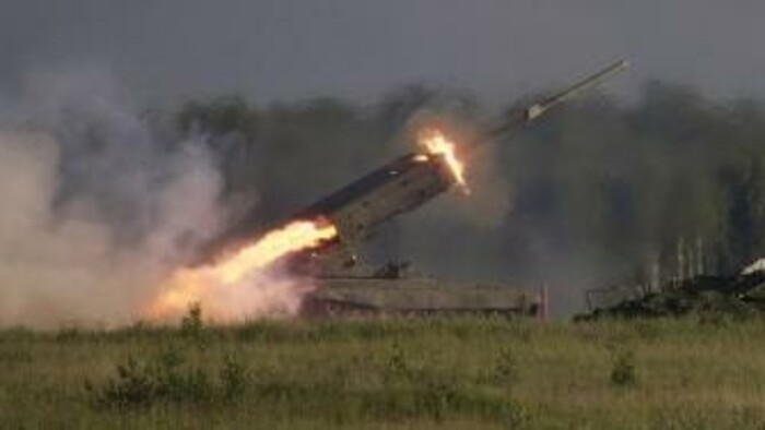 USA dodajú na Ukrajinu moderné raketomety