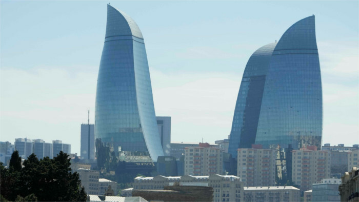 El jefe del Parlamento, Boris Kollár, visitó Azerbaiyán