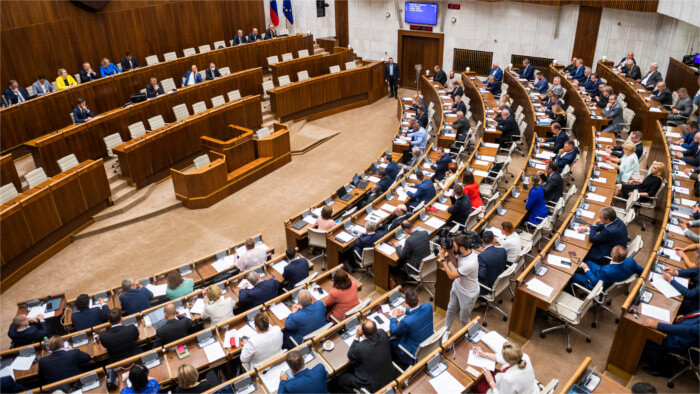 Los diputados siguen debatiendo el paquete de medidas antiinflacionistas