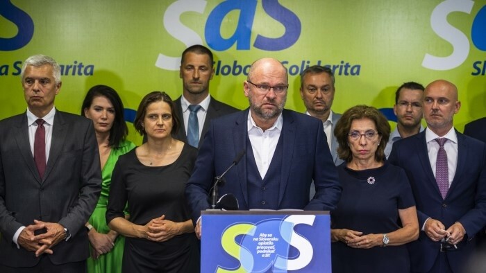 Freedom and Solidarity party withdraws from coalition agreement