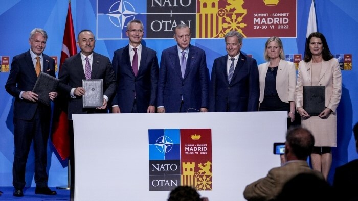 Slowakische Politik-Spitzen zum NATO-Beitritt Schwedens und Finnlands