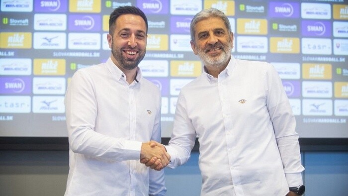 Fernando Gurich con un contrato de cuatro años quiere crear su propio sistema de juego