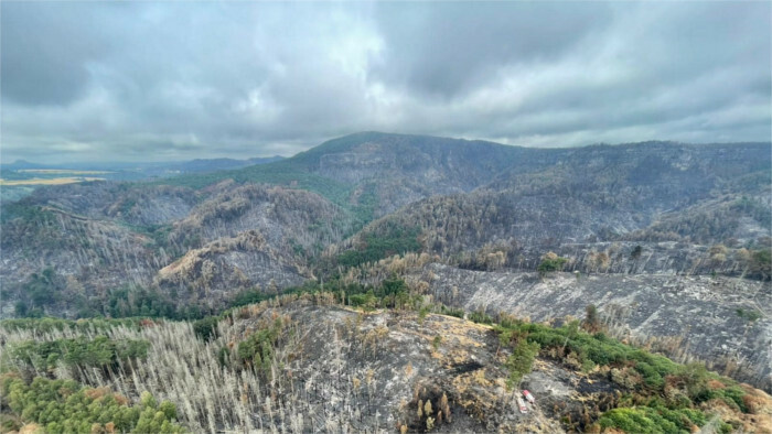 Los pilotos de extinción de incendios terminaron su misión en Chequia
