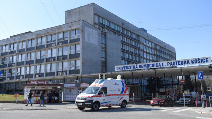 Hospitales y consultorios médicos demandan mejor financiación