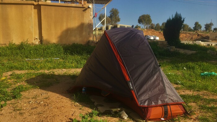 camp pred voj.základňou.JPG