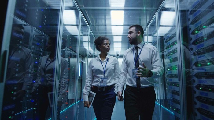 Spojenému kráľovstvu chýbajú IT špecialisti 