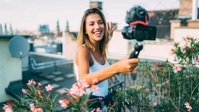 Virtuálni influenceri v online svete