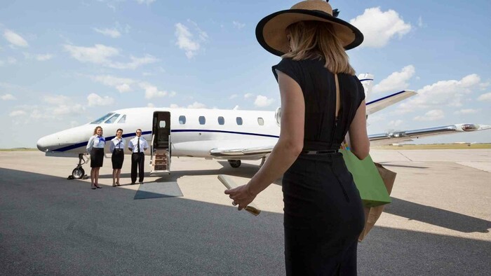 Kritika za súkromné lety