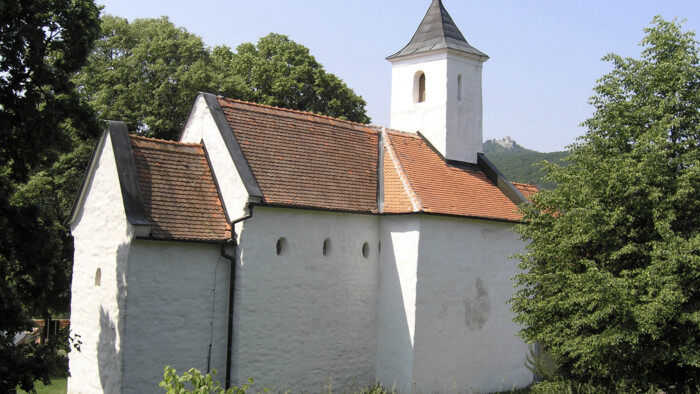 Rozhovor s reštaurátorom Mariánom Kelešim o našich najstarších freskách