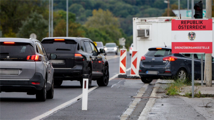 Han empezado los controles fronterizos con Chequia y Austria