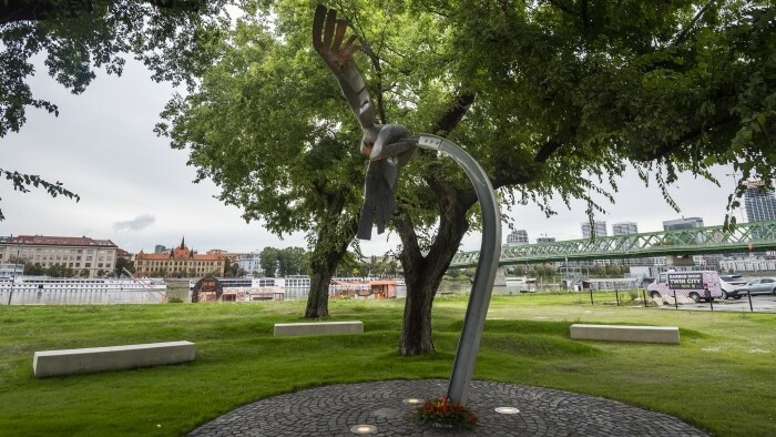 Bratislava memorial to victims of extremism renovated