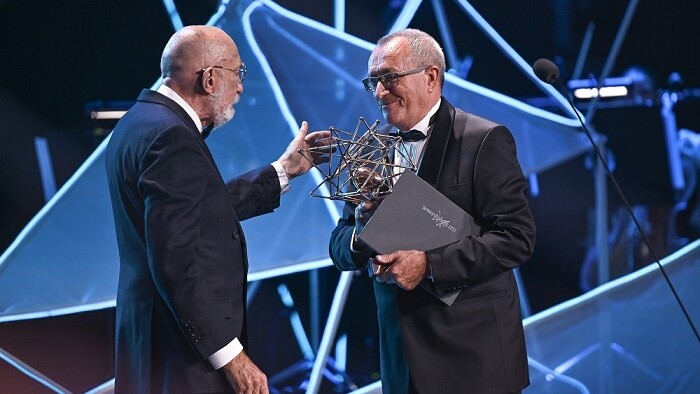 Sledujte slávnostné odovzdávanie ESET Science Award