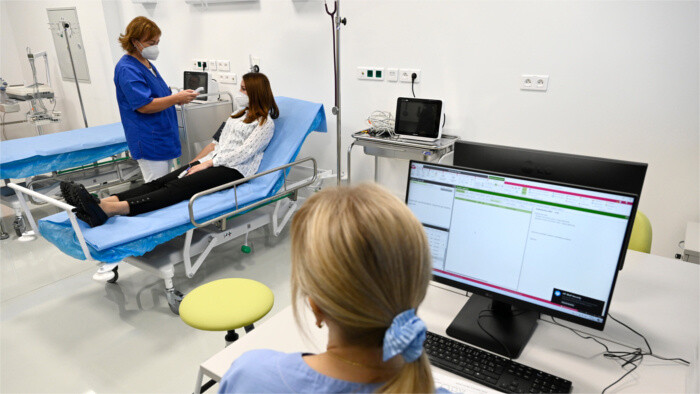 Krankenhäuser sollen bald Gelder aus Wiederaufbauplan abrufen