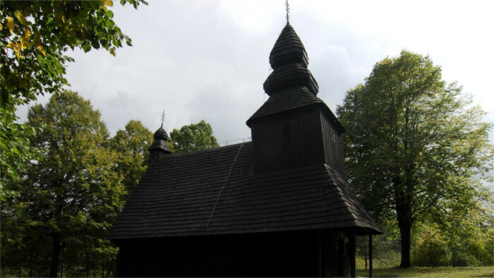 Geld aus Spendensammlung für Reparatur von Kirchen verwendet