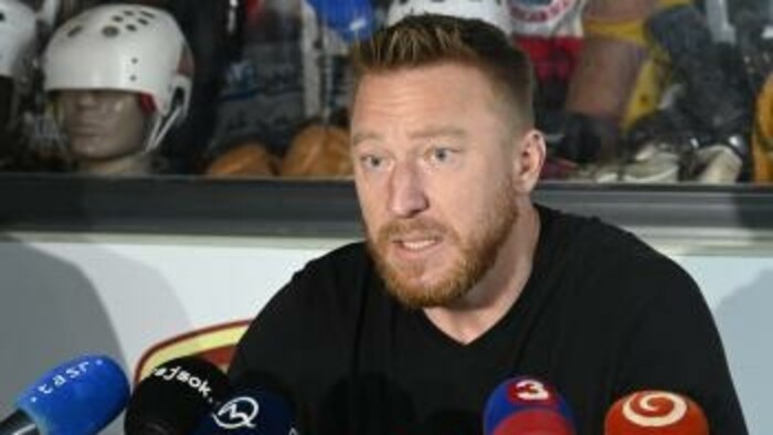 Marián Hossa o mladíkoch v NHL