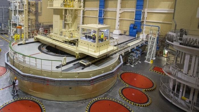 Fission reaction in Mochovce nuclear power plant launched