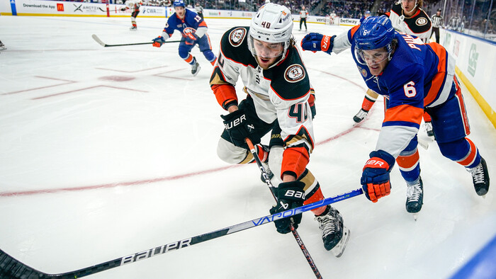 Hokej: Regenda prvýkrát bodoval v NHL