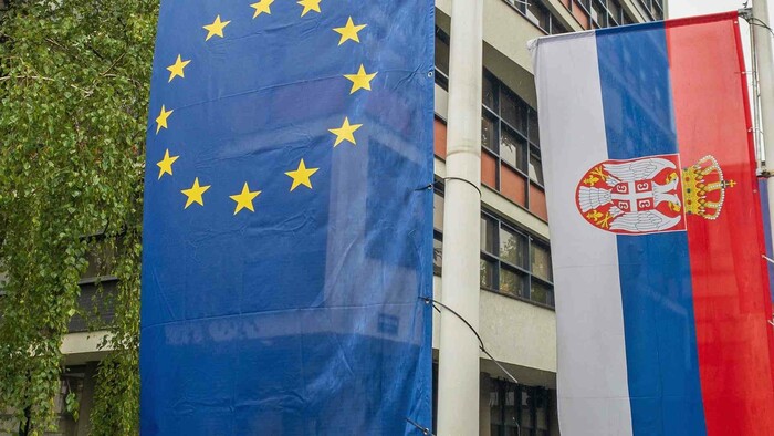 EÚ a prerušenie bezvízového režimu so Srbskom