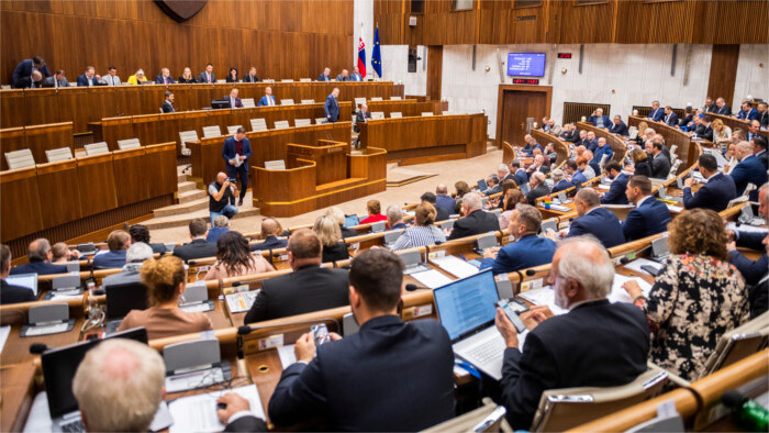 El Parlamento rechaza el reconocimiento de las parejas de hecho homosexuales