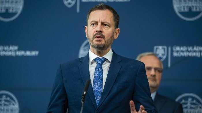 Премьер обещал помочь домохозяйствам 