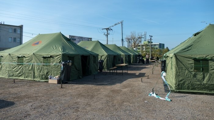 High concentration of migrants in Kuty, tent city is being built 